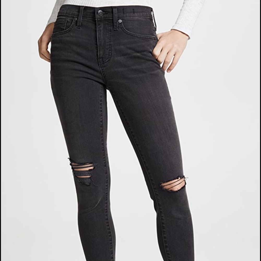 Madewell 9” Rise Black Raw Hem Jeans